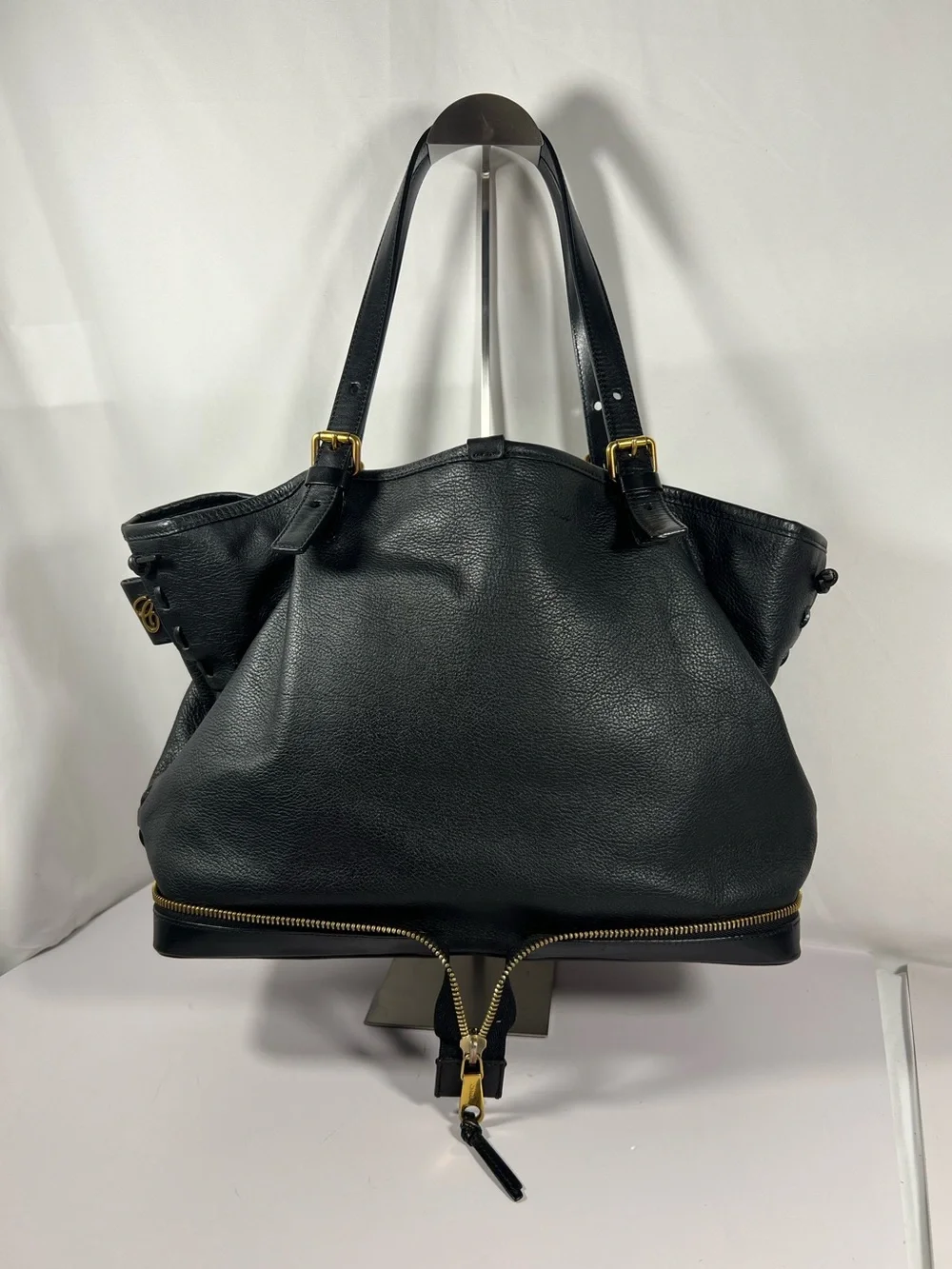 3069: Chloé Black Leather Zip Packable Tote Shoulder Bag